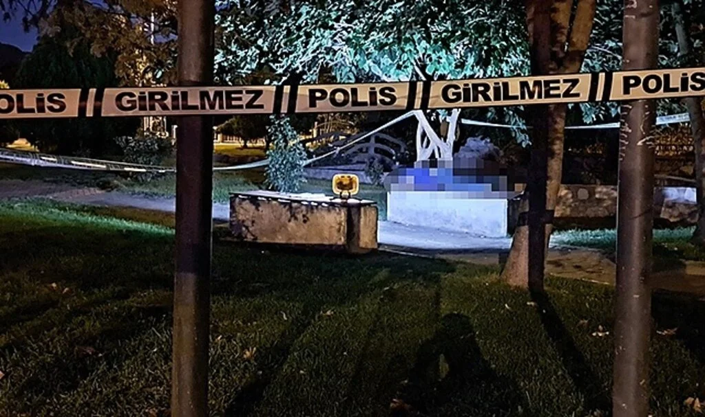 Engelli şahıs parkta ölü olarak bulundu