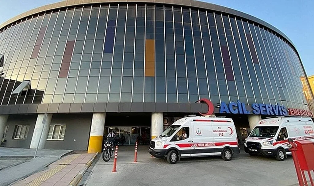 Erzincan’da trafik kazası: 1 ölü, 4 yaralı