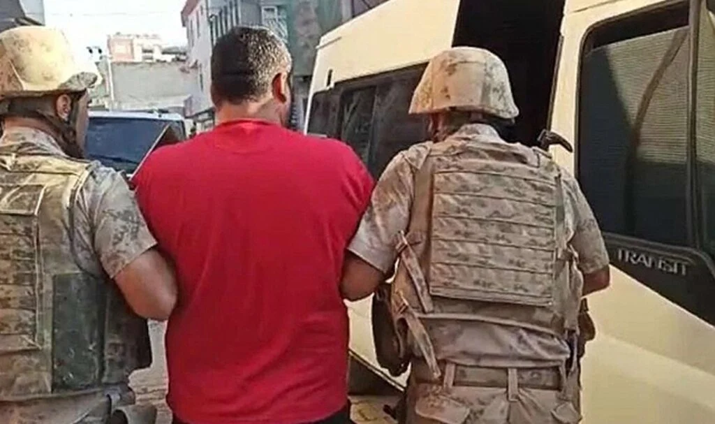 Eylem hazırlığındaki 4 PKK’lı yakalandı