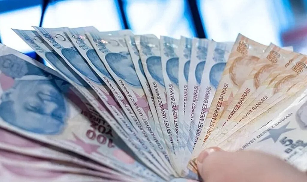 EYT formülüyle ilgili yeni detay! Uzman isim 'Türkiye'ye uygun değil' diyerek, önerisini açıkladı
