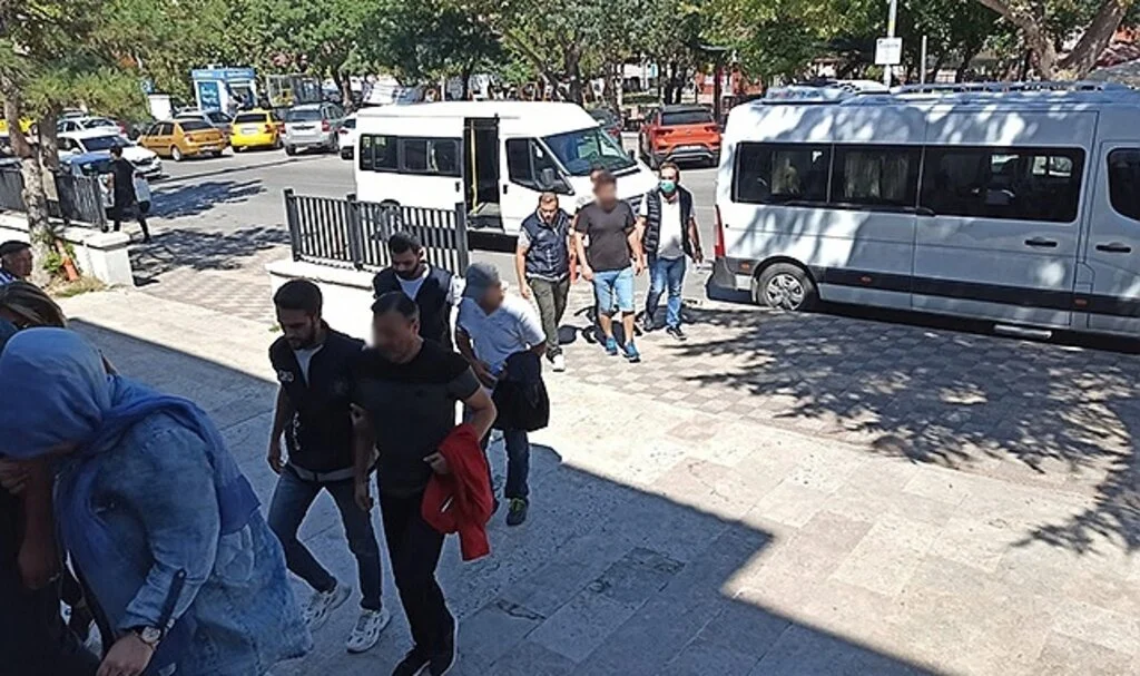  FETÖ bağlantılı 5 kişi Yunanistan'a kaçamadan yakalandı