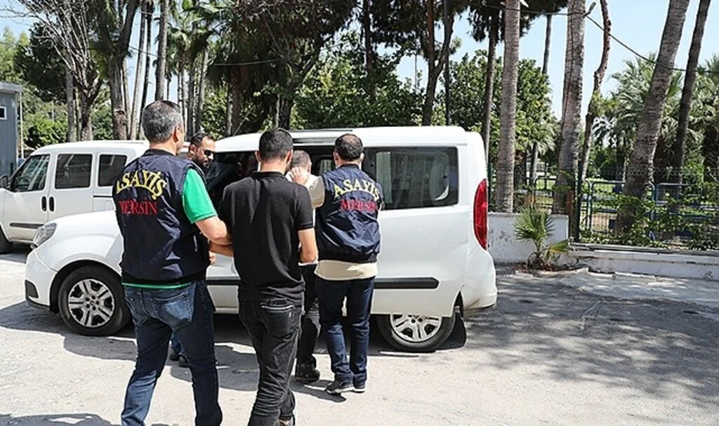 Fuhuş operasyonunda 2 kişi tutuklandı