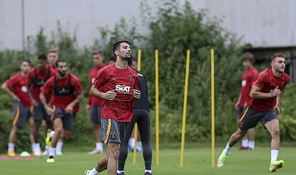 Galatasaray transfer hamleleriyle dünya basınının gündeminde