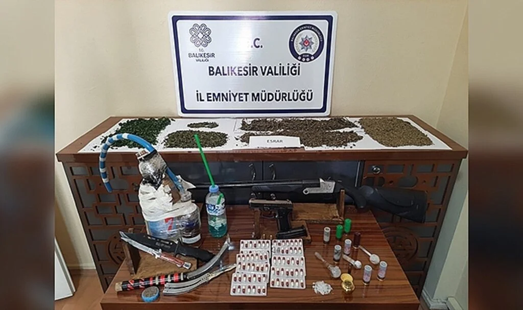 Gönen'de 8 şüpheli şahsa uyuşturucu operasyonu