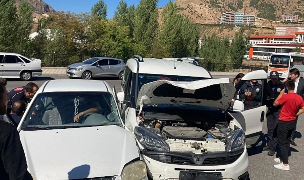Gümüşhane’de trafik kazası: 2 yaralı