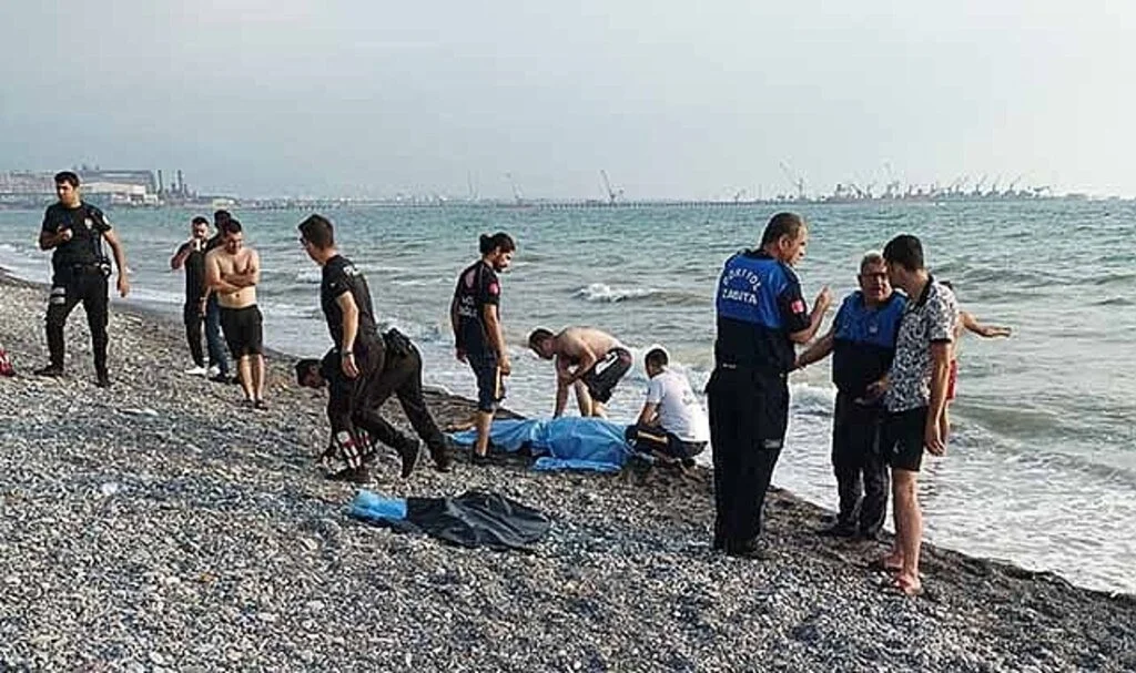 Hatay’da denize giren şahıs 5 kilometre uzakta ölü olarak bulundu