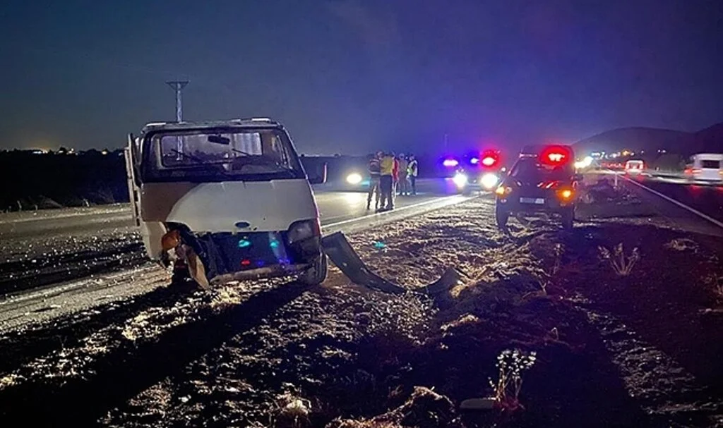 Hatay’da kamyonet ile otomobil çarpıştı: 6 yaralı