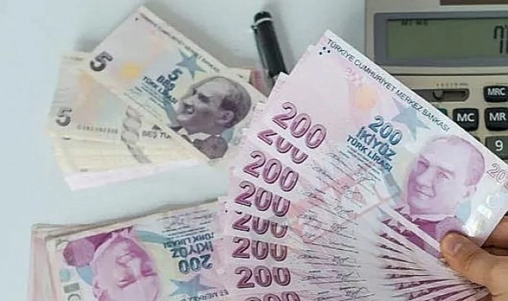 Herkes EYT'ye kilitlenmişken 2 milyon kişiyi ilgilendiren müjde! Onlar da erkenden emekli olabilecek...