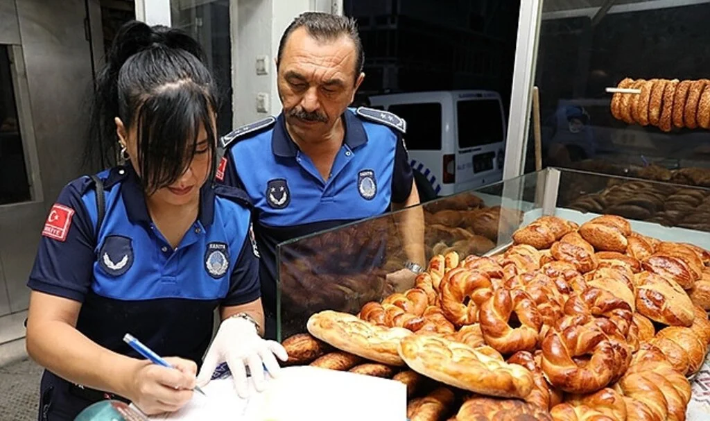 İlkadım Zabıta Ekipleri Şafak Denetimi İle Fırınları Denetledi