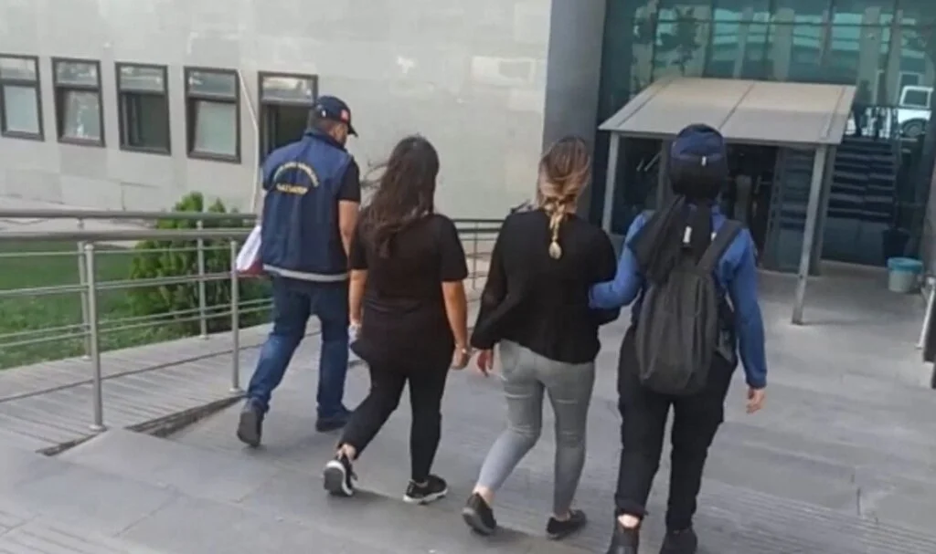 İnternetten 430 bin TL'lik vurgun
