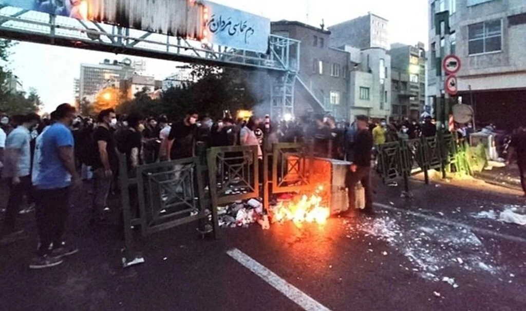 İran'daki protestolarda ölü sayısı artıyor