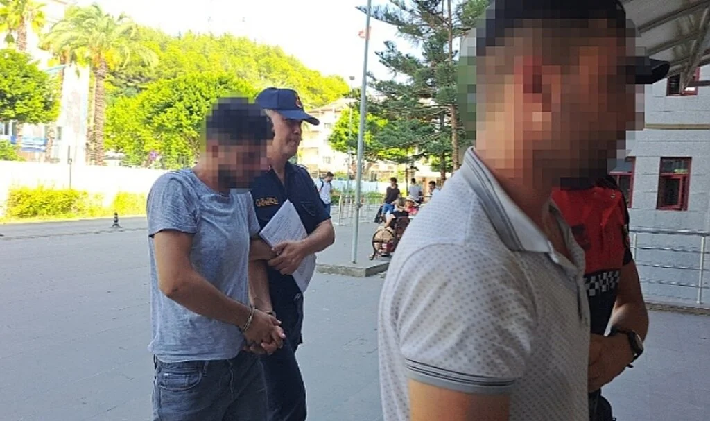 İşitme engelli kızı kaçıran 2 kişi cinsel saldırı suçundan tutuklandı