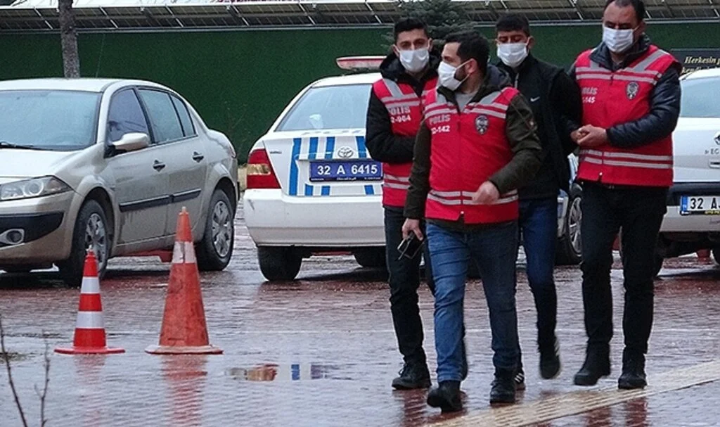  Isparta’da 7 aylık hamile kadını kıskançlık nedeniyle öldürmüş