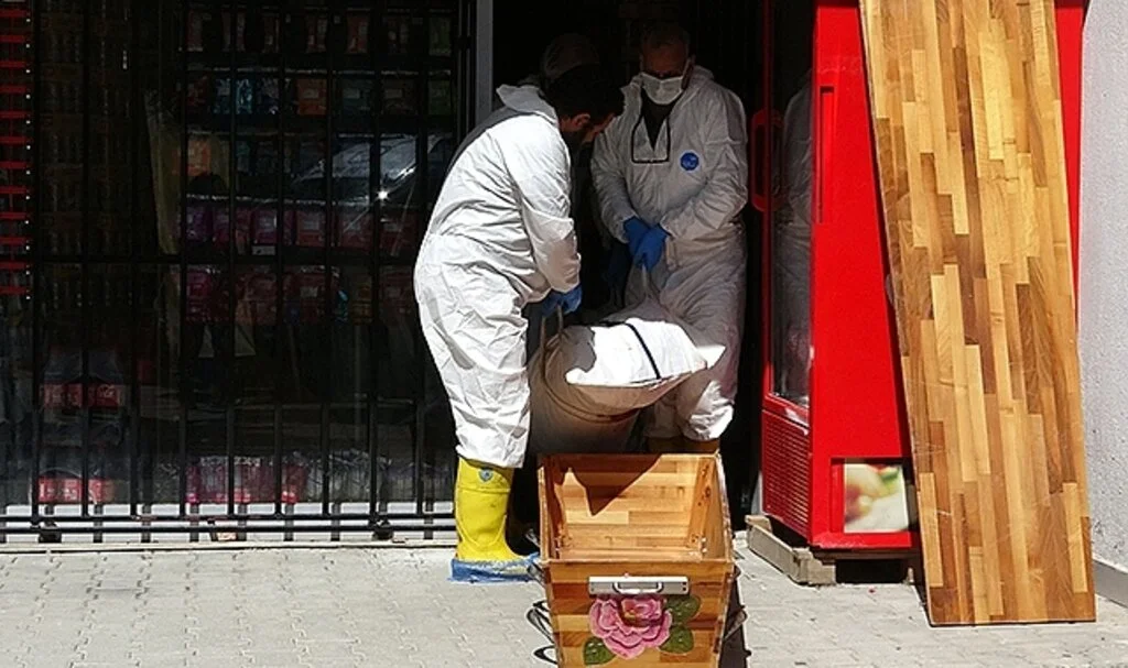 Isparta’da market tuvaletinde şüpheli ölüm
