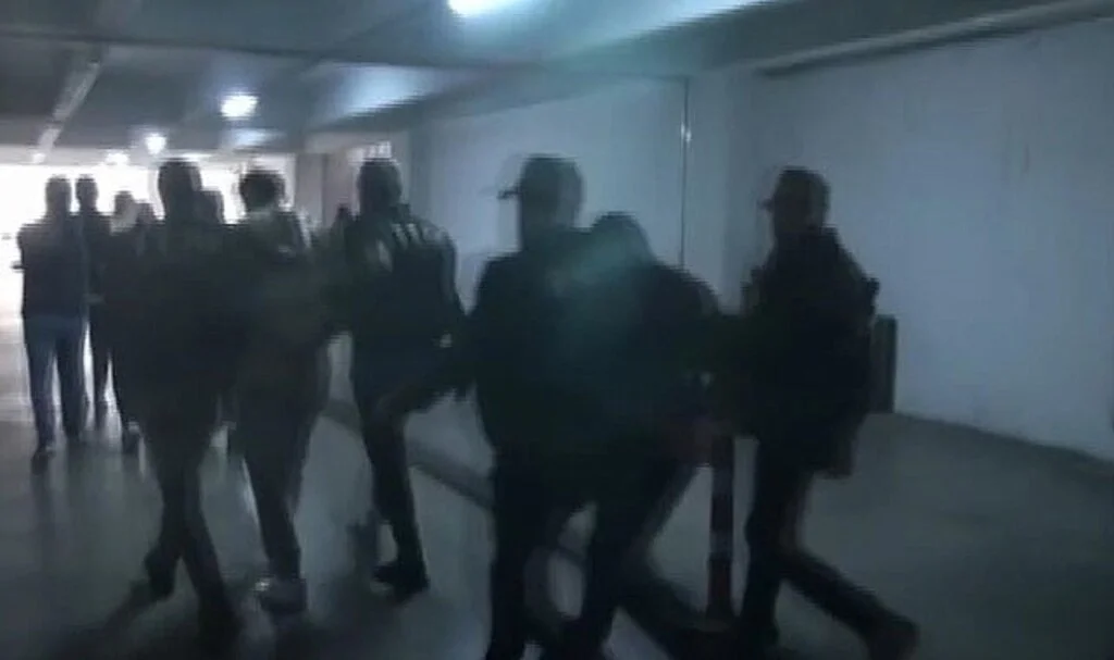 İstanbul merkezli 4 ilde FETÖ/PDY operasyonunda 13 zanlı yakalandı