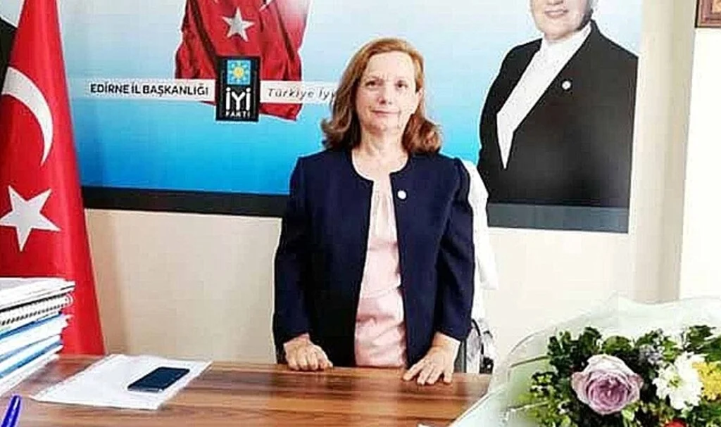 İYİ Parti Edirne İl Başkanı Serpil Tütüncü:"Öğretmenlik Mesleki Kariyer Basamakları ile Ayrıştırılamaz"