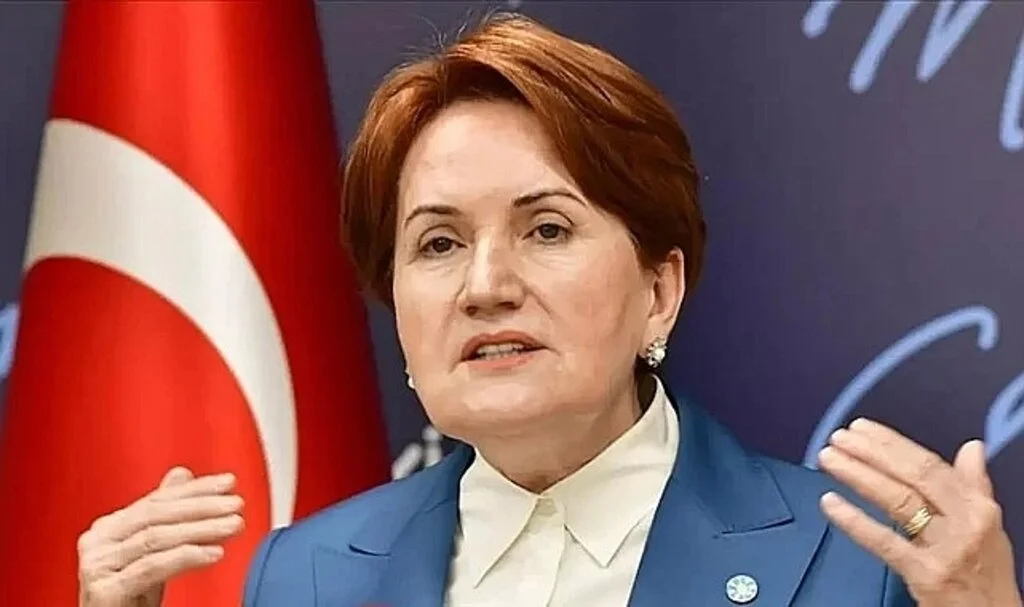 İYİ Parti Genel Başkanı Meral Akşener:" İran'da Özgürlükleri İçin Sokaklara Dökülen Kadınları Tüm Kalbimle Destekliyorum