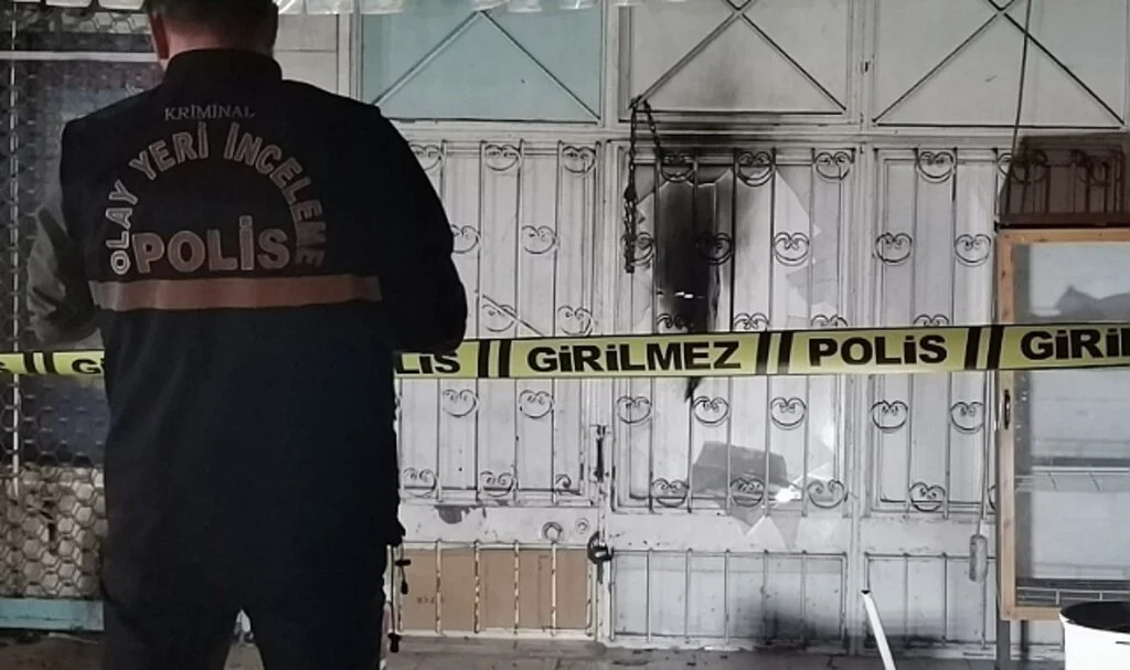 İzmir’de bir iş yerine 2 kez molotoflu saldırı düzenlendi