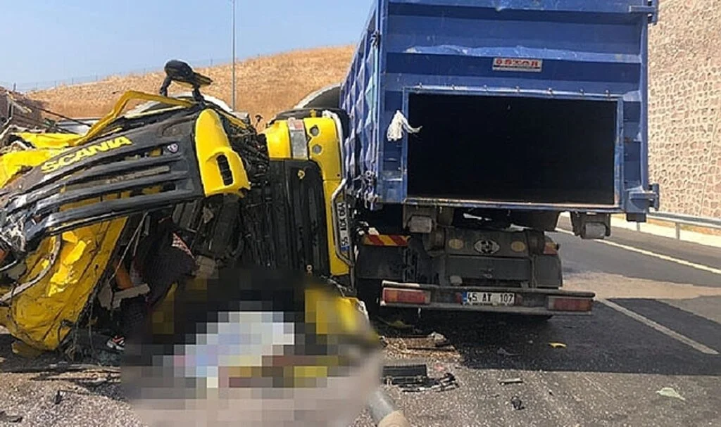 İzmir'de lastiği patlayan tır dehşet saçtı: 1 ölü, 5 yaralı