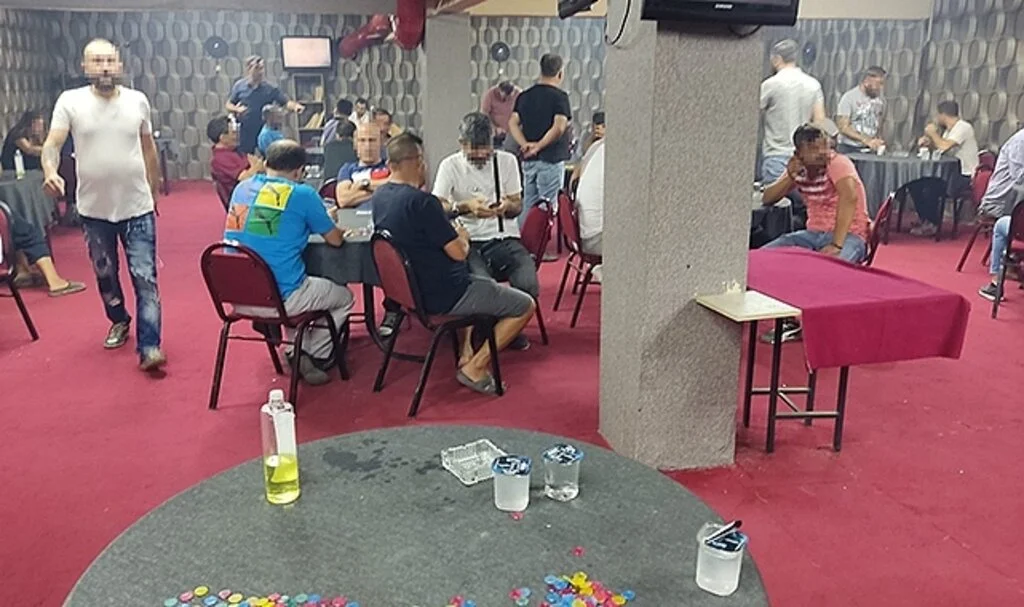 İzmir’de tombalacılar yine suçüstü yakalandı