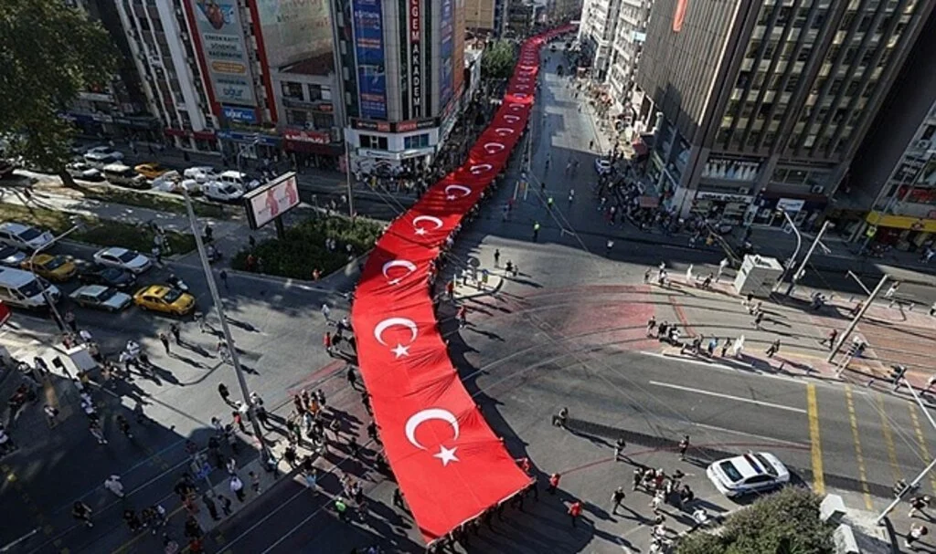 İzmir'in düşman işgalinden kurtuluşunun 100. yıl dönümü kutlanıyor