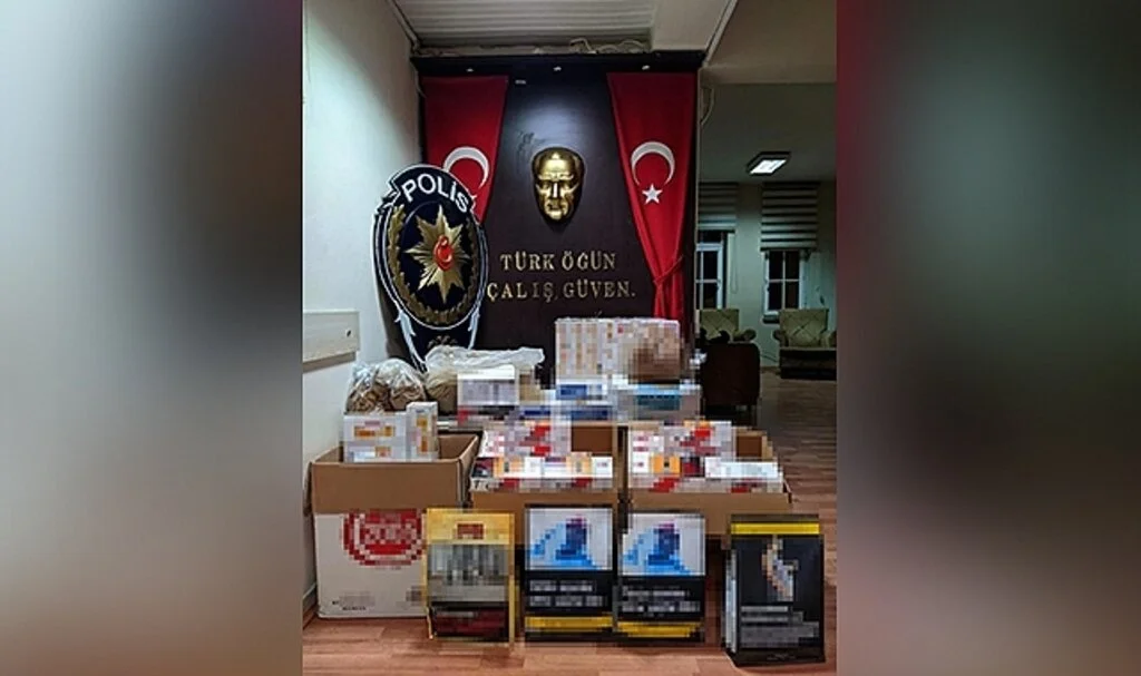Kaçak tütün ve makaron dağıtan 3 kişi gözaltına alındı