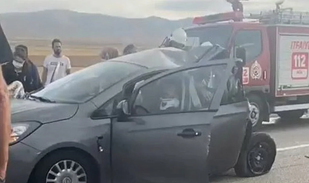 Kamyonun arkadan çarptığı otomobildeki 1 kişi öldü, 3 kişi ağır yaralandı