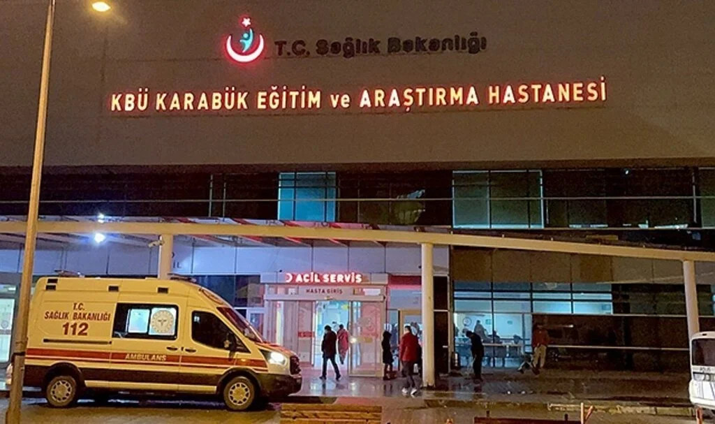 Karabük'te bıçaklanan kişi ağır yaralandı