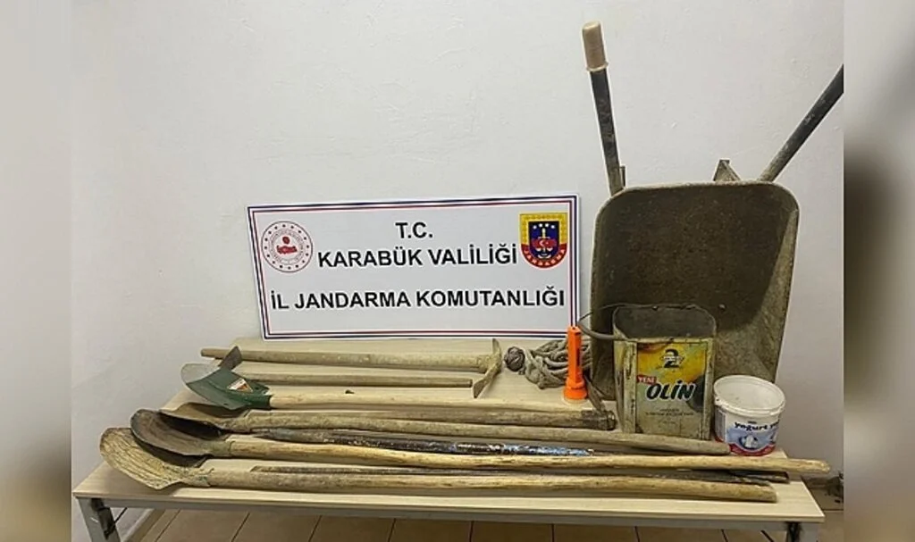 Karabük'te kaçak kazı yapan 3 kişi suçüstü yakalandı