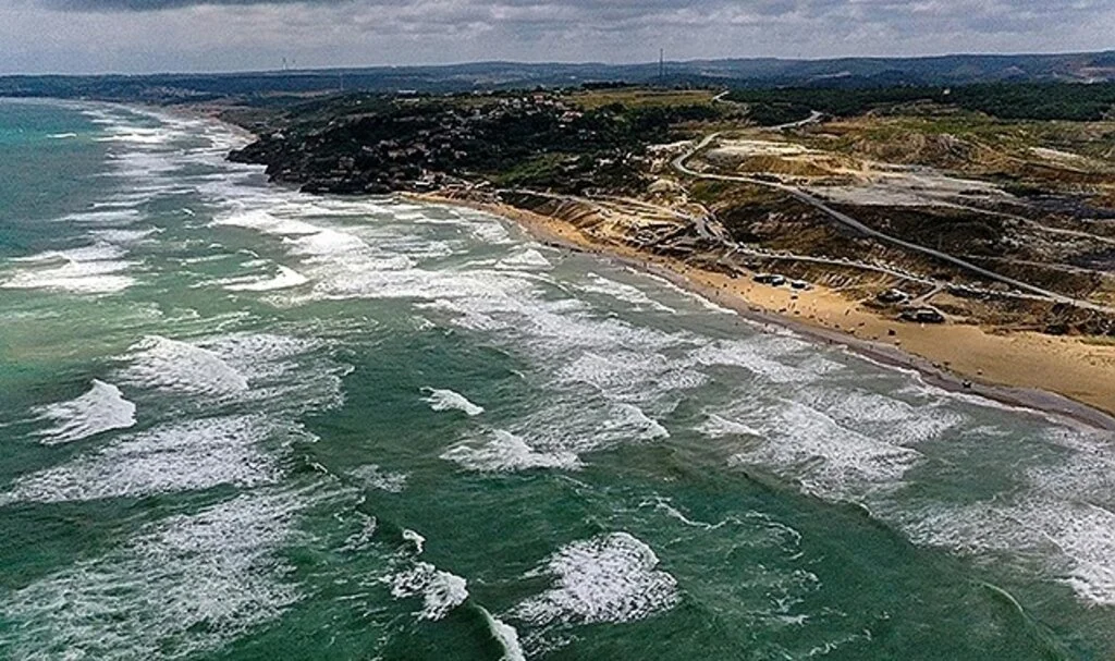 Karadeniz ve Akdeniz için fırtına, Marmara için sağanak uyarısı