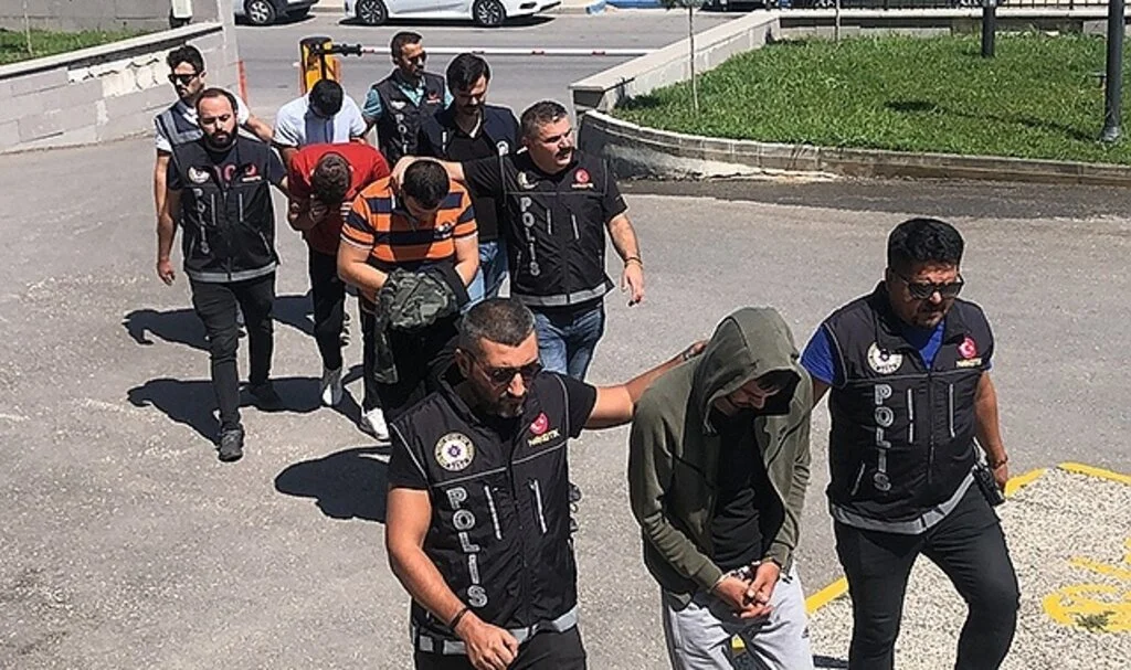 Karaman'da uyuşturucudan gözaltına alınan 4 şüpheli tutuklandı
