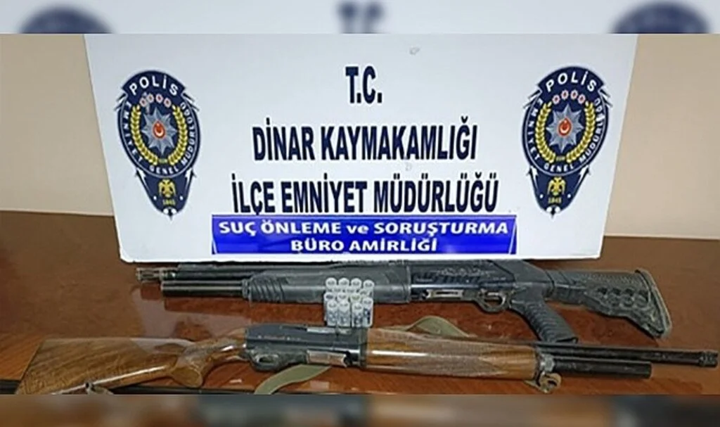 Karısını tehdit eden şahıs ruhsatsız tabanca ve tüfekle gözaltına alındı
