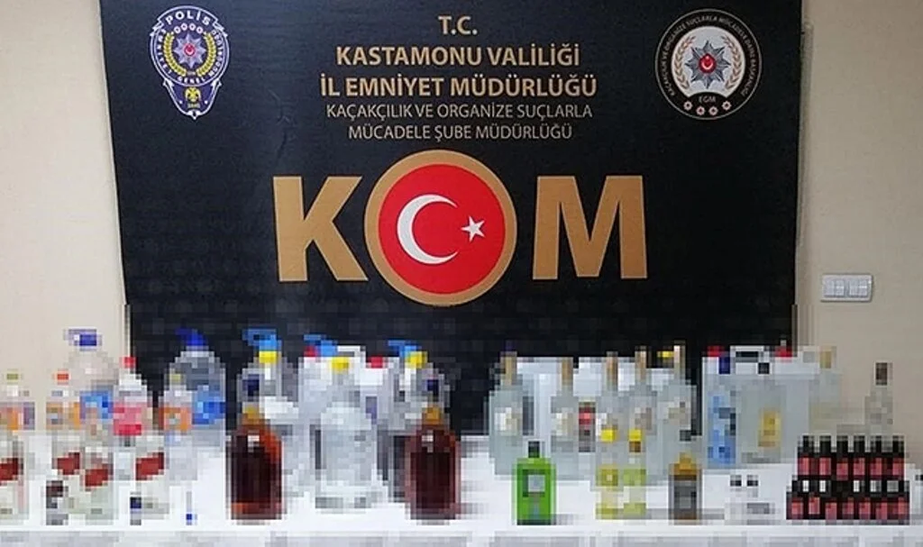 Kastamonu polisinden sahte alkol üreten şahıslara eş zamanlı operasyon