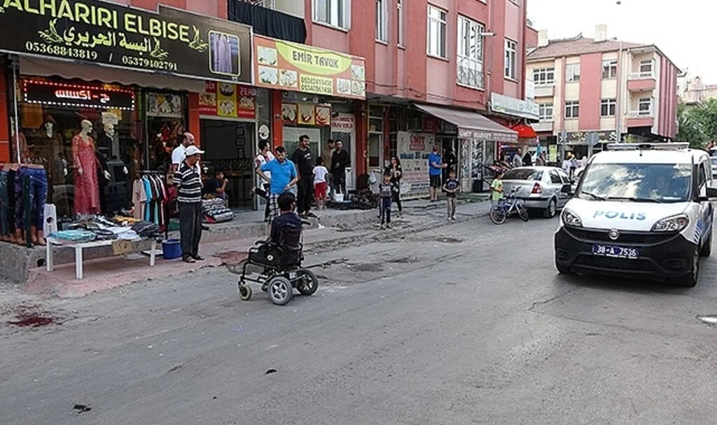 Kayseri'de bıçaklı kavga: 1 ağır yaralı