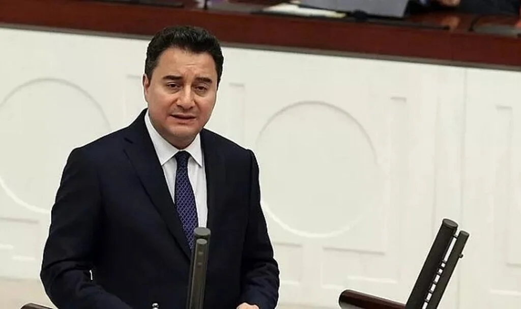 Kılıçdaroğlu'nun "Benimle misiniz" çıkışı çok konuşulmuştu! Babacan'dan çarpıcı açıklama: "Bugüne dek sıcak bakmadım"