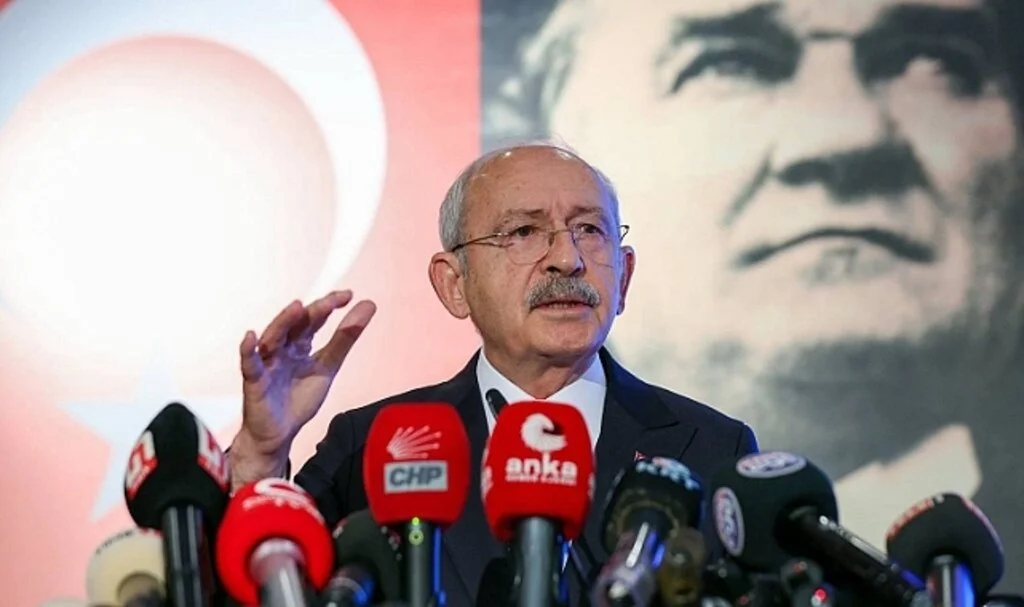 Kılıçdaroğlu: "Şehit kanı üzerinden kumpas kuran bir Saray ve onun fotoromancısı var"