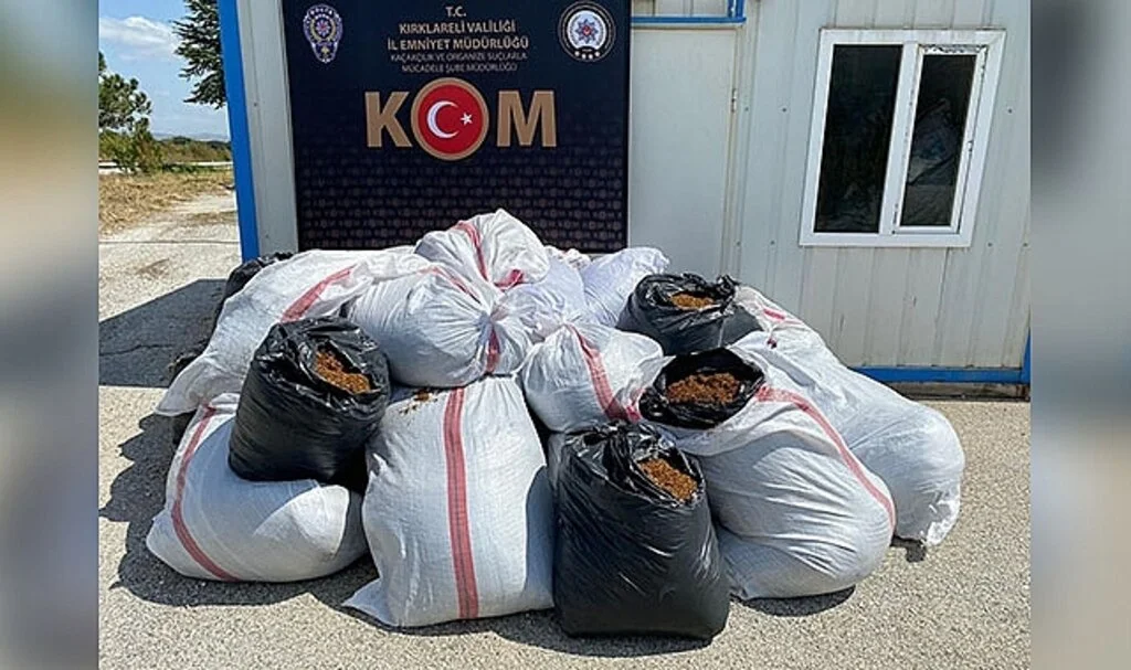 Kırklareli’nde uyuşturucu tacirlerine darbe: 70,9 kilogram esrar ele geçirildi