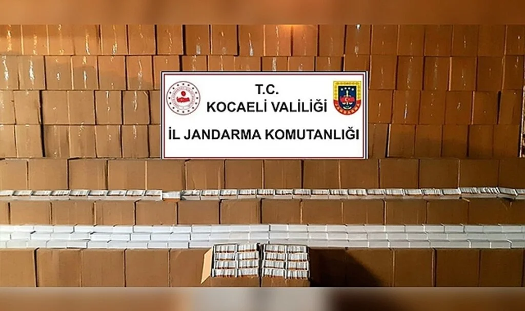Kocaeli’de 11 milyon 580 bin adet makaron ele geçirildi