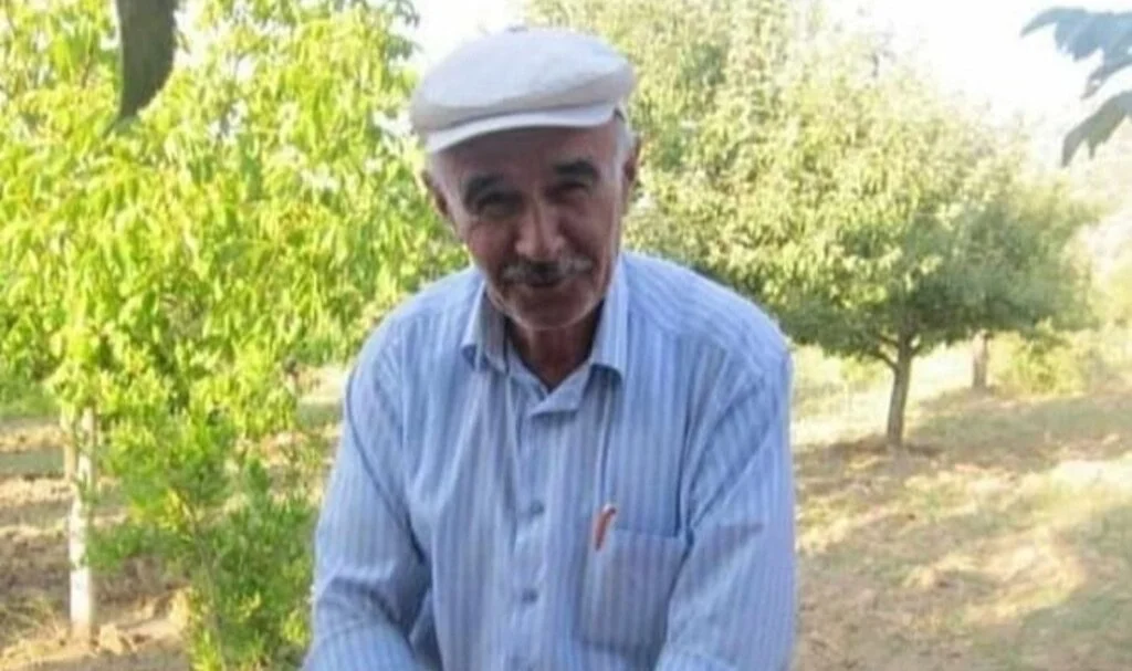 Koku üzerine eve gelen polis 72 yaşındaki adamı ölü buldu