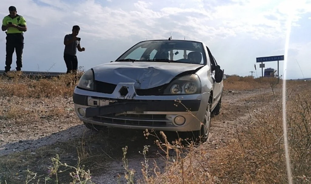 Kontrolden çıkan otomobil şarampole devrildi: 1 yaralı