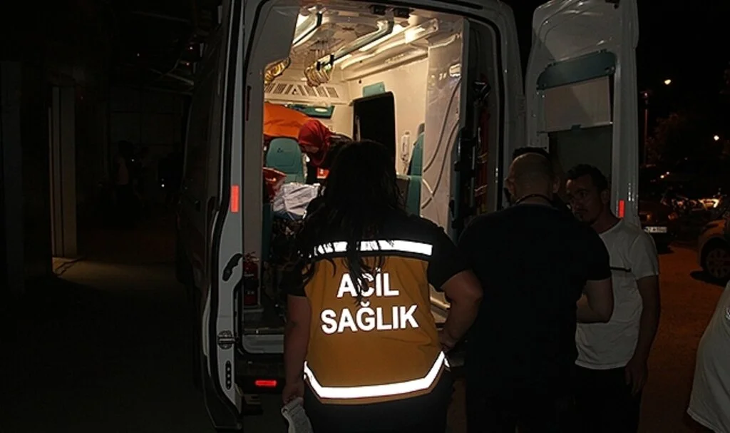 Konya’da pencere silerken boşluğa düşen kadın yaralandı