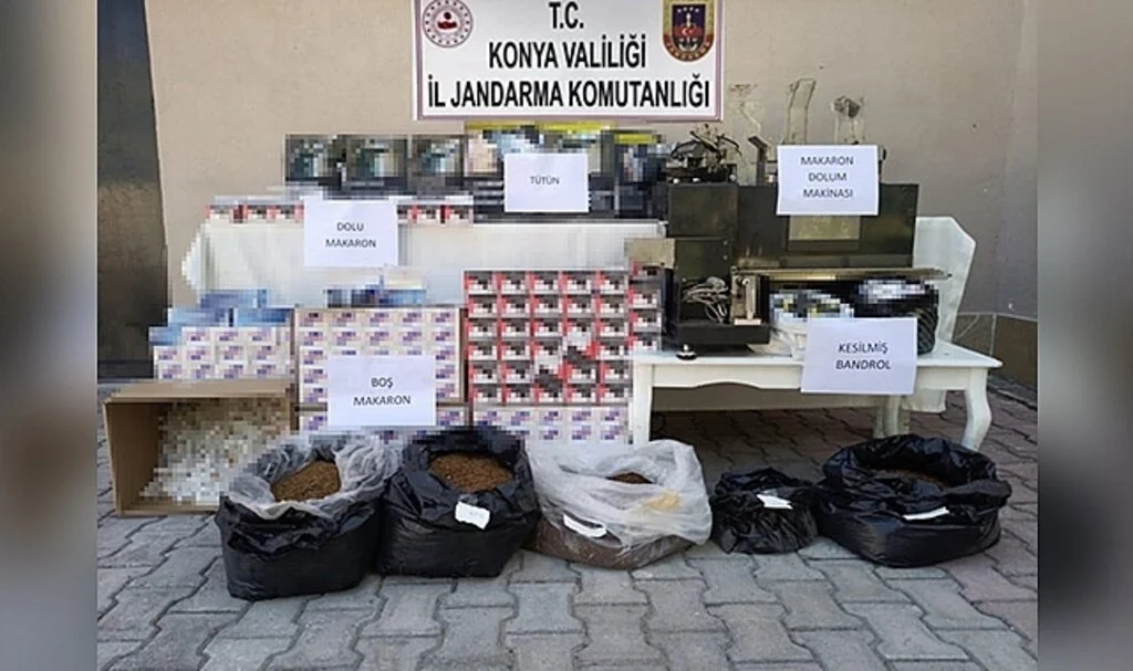 Konya’da piyasa değeri 215 bin lira olan tütün ve tütün malzemesi ele geçirildi