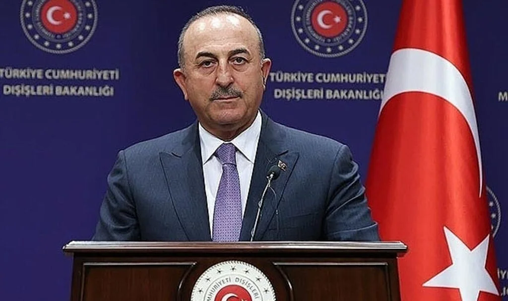Kraliçe 2. Elizabeth'in cenaze töreninde Türkiye'yi Bakan Çavuşoğlu temsil edecek
