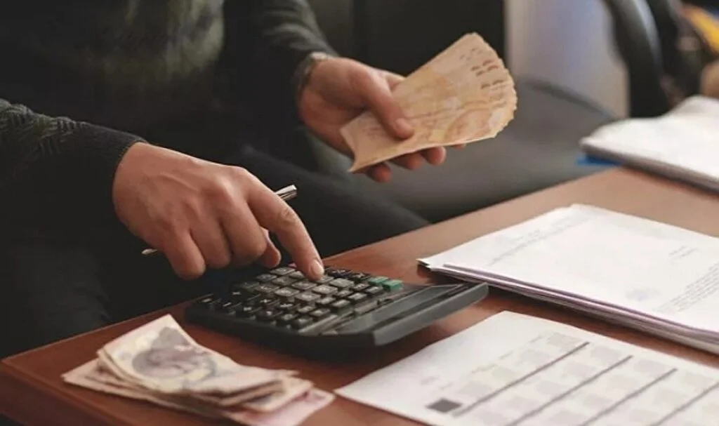Kredi kullanacakları ilgilendiriyor! 1 Ekim'den itibaren hepsi değişecek...