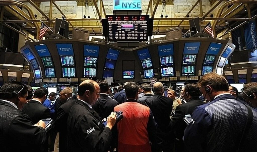 Küresel piyasalarda 'yüksek oynaklık, düşük risk iştahı' teması sürüyor
