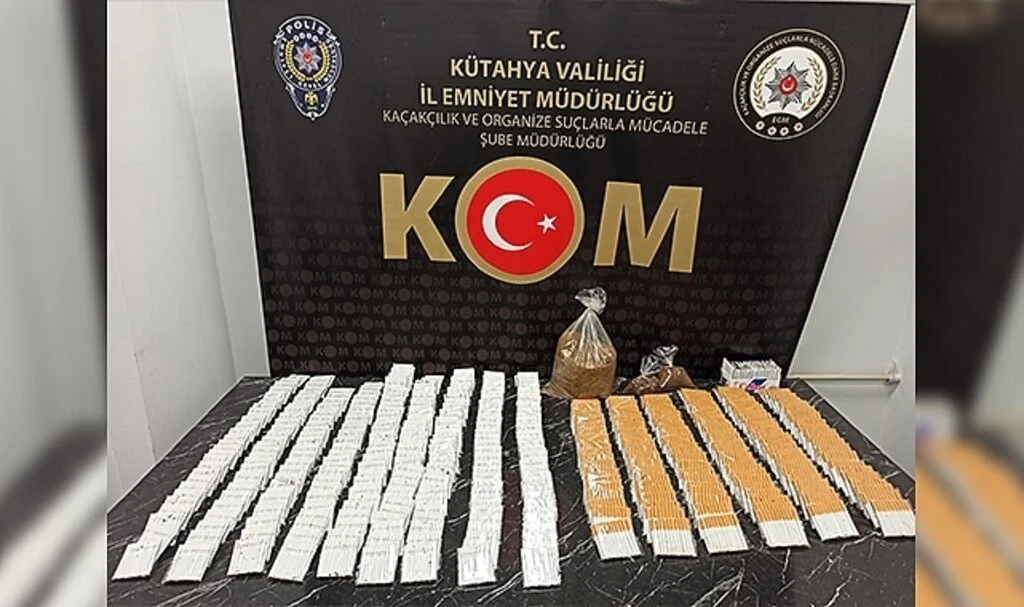 Kütahya’da 7 bin 880 adet makaron ele geçirildi