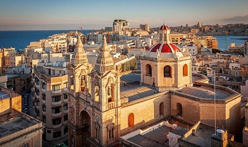 Malta’da Hem İngilizce Öğren Hem Para Kazan