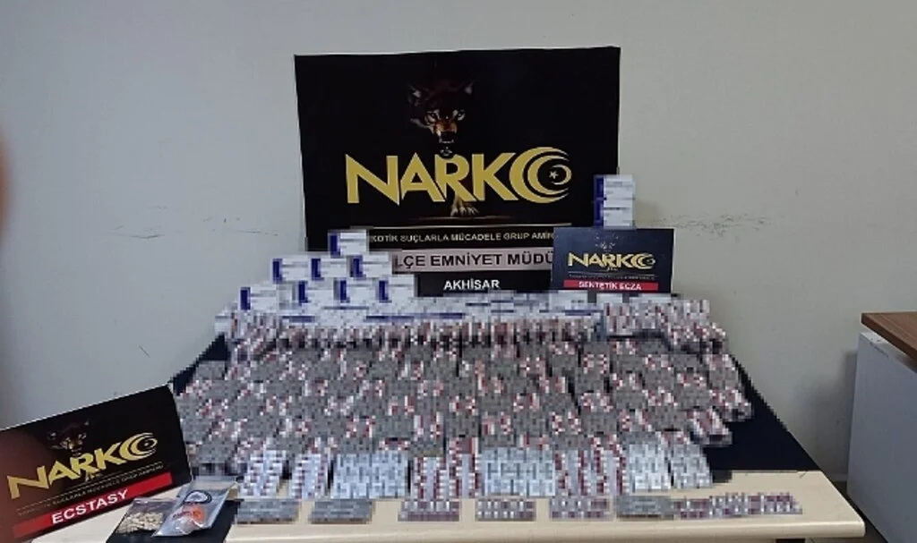 Manisa'da uyuşturucu tacirlerine operasyon