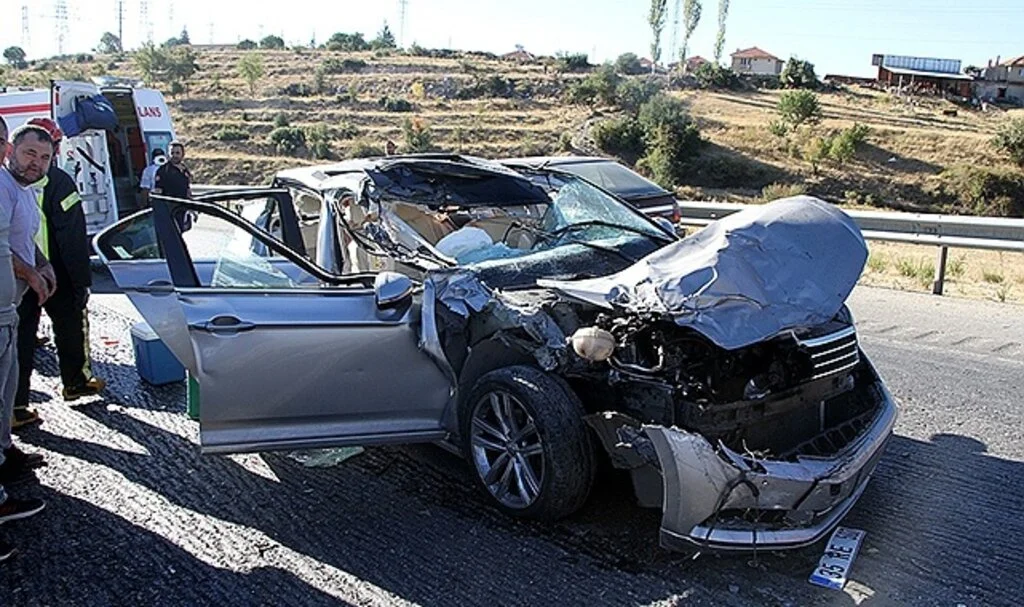 Manisa'da zincirleme kaza: 4 yaralı