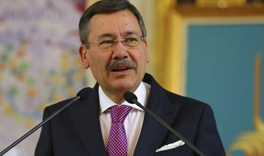 Melih Gökçek'in paylaşımı, sosyal medyanın gündemine oturdu! Jelibon ve Aboubakar'dan sonra şimdi de...